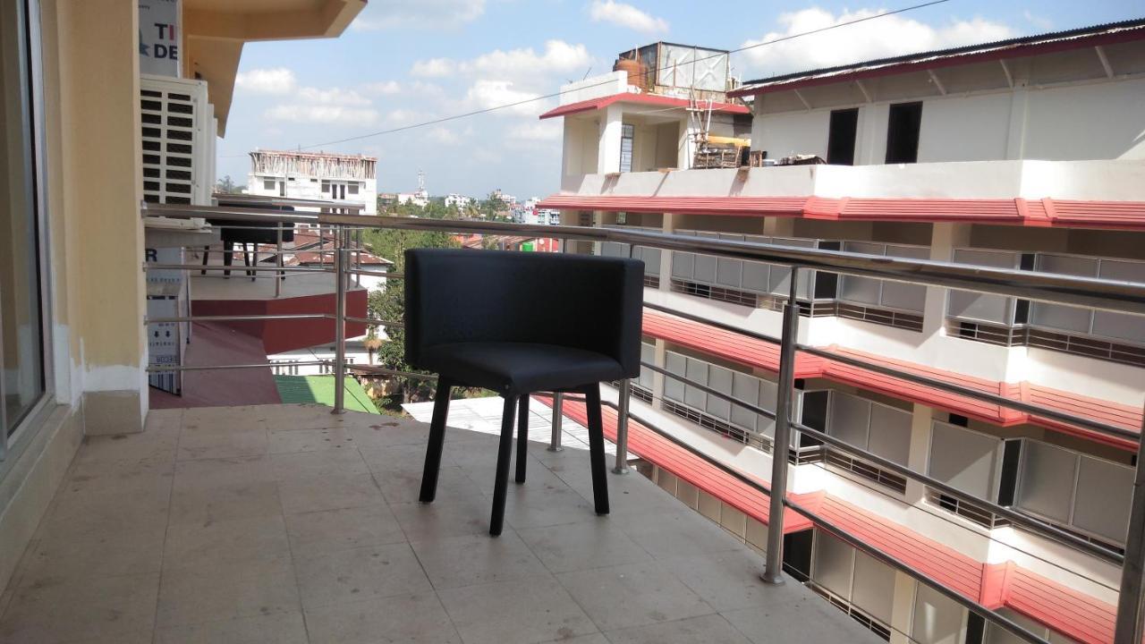 The Four Season Hotel Dimāpur Exterior foto